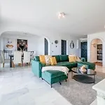 797 - Con Piscina, Jacuzzi Y Hermosas * Benalmádena