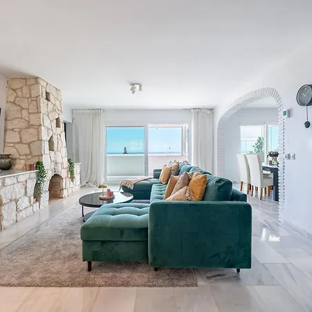 797 - Con Piscina, Jacuzzi Y Hermosas * Бенальмадена