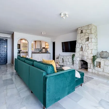 797 - Con Piscina, Jacuzzi Y Hermosas * Benalmádena